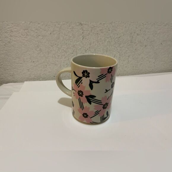 Starbucks Sakura Cherry Blossom Coffee Cup Mug 2017 12 oz Pink and Off White - Picture 1 of 6
